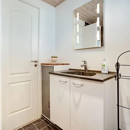 Snioulf - 1km From The Sea By Interhome Ferienhaus