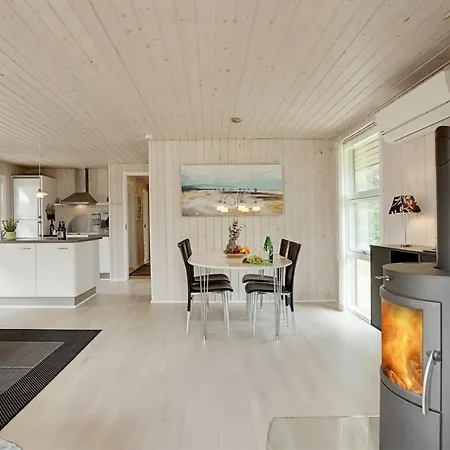 Holiday home Snioulf - 1km From The Sea By Interhome