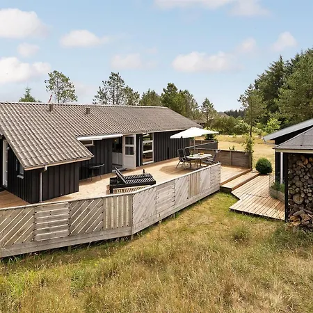 Snioulf - 1km From The Sea By Interhome Feriehus